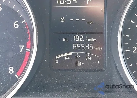 2016 Volkswagen Jetta 1.8T Sel z USA, uszkodzony, nr VIN 3VWL07AJ6GM225217